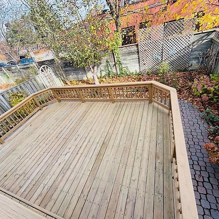 Room With Private Patio Next To Toronto Airport Mississauga Esterno foto